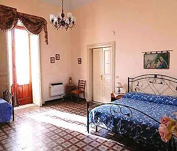 Oda ve Kahvaltı Etna Belpasso