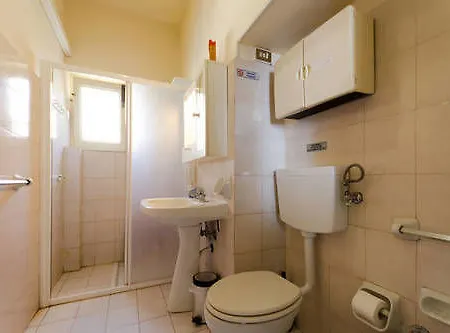 Couette-café Etna 3*